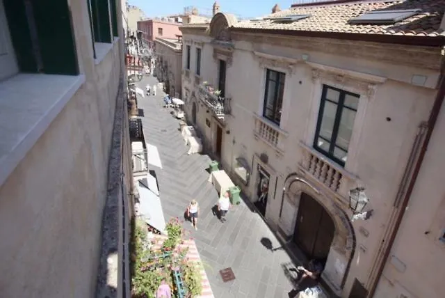 Corso Umberto Piazza Duomo Appartamento Taormina Italia